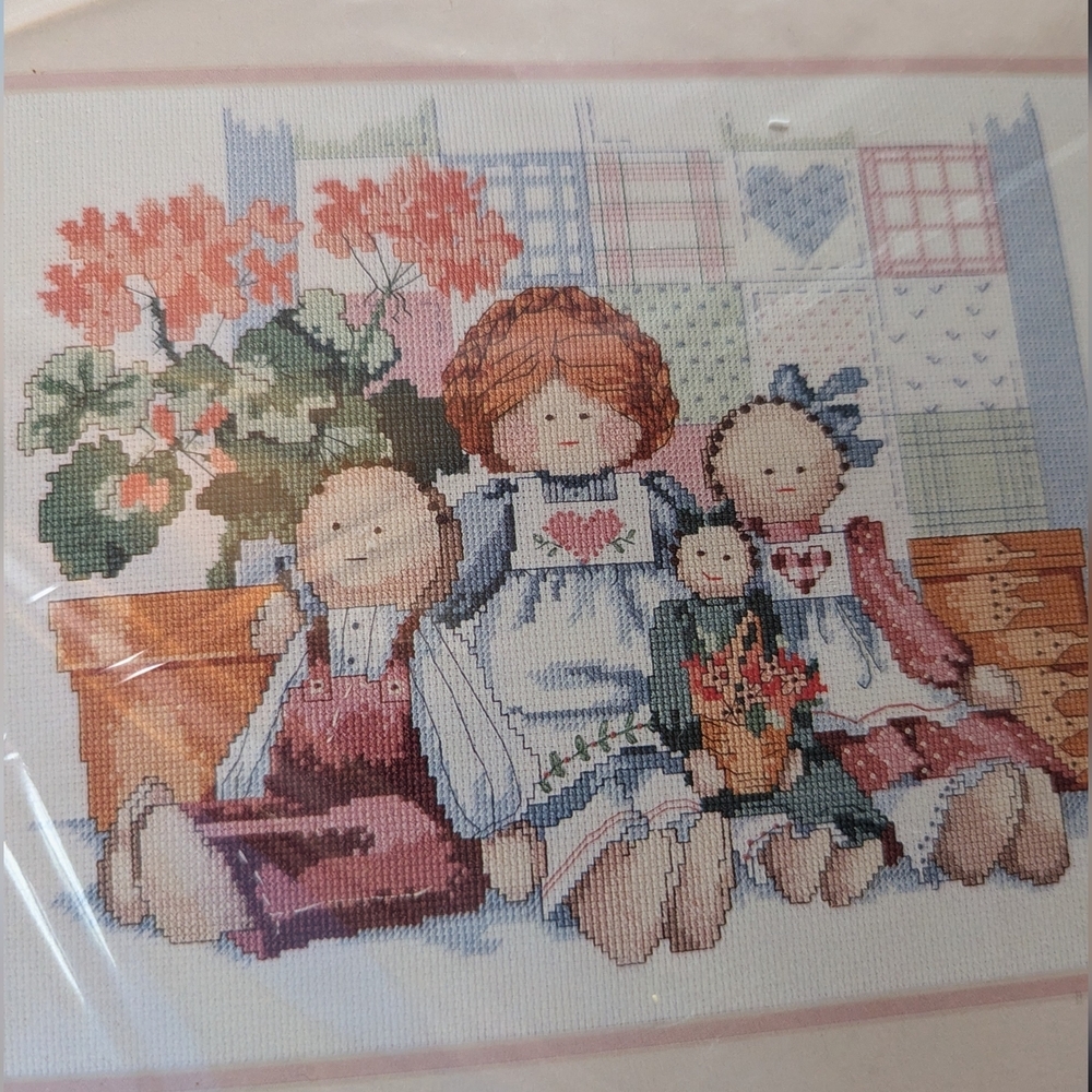 NWOT Dimensions Family of Dolls Counted Cross Stitch Kit Vintage 1988 14" X 11"